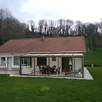 De La Souche Avec Jacuzzi Hébergement de vacances *