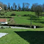 De La Souche Avec Jacuzzi Ferienhaus *