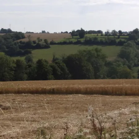 De La Souche Avec Jacuzzi Сasa de vacaciones Doudeauville