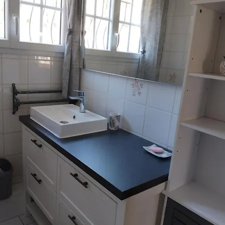 De La Souche Avec Jacuzzi *